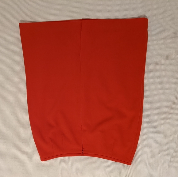 Preston & York knee length pencil skirt - Picture 2 of 8